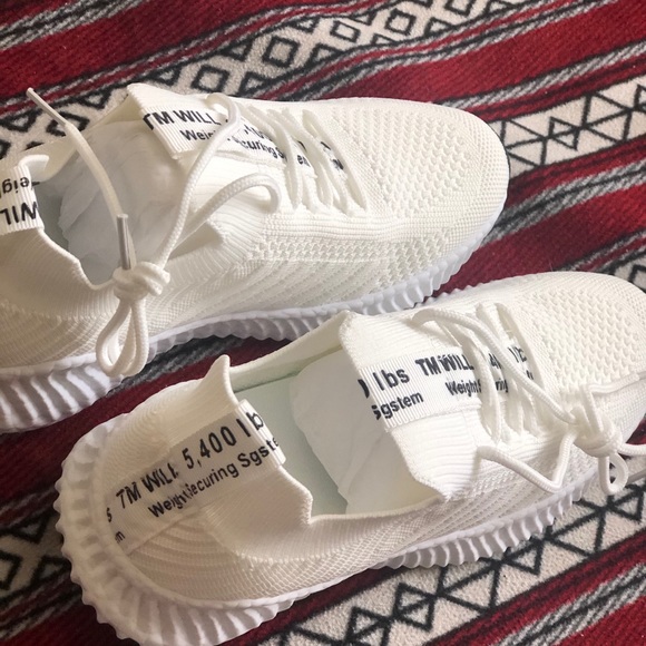 Shoes - Picture 5 of 7